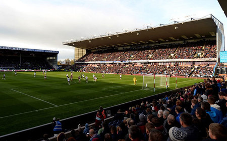 伊万留下来 伊万留下来